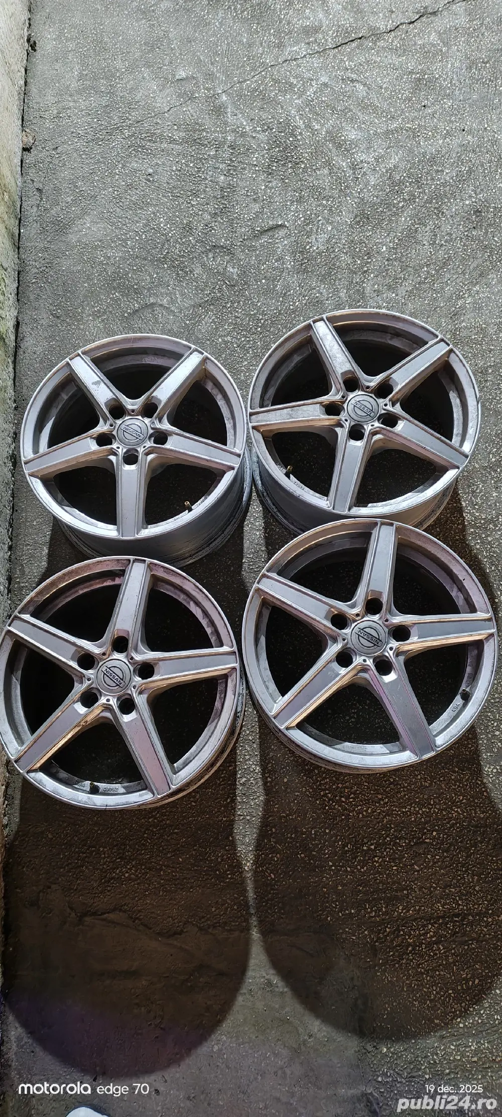 vând jante nissan R16