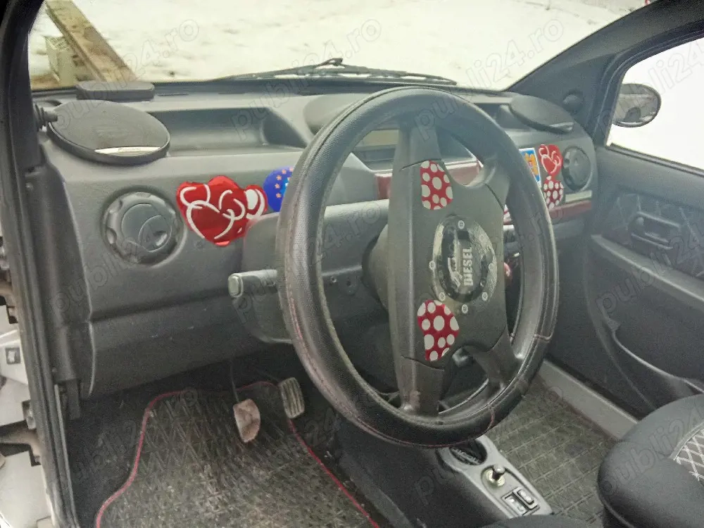 Vând mașină microcar