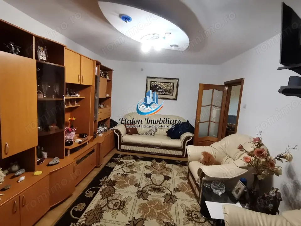 Apartament 2 camere sud/est, luminos, Piata Bistrita, Precista