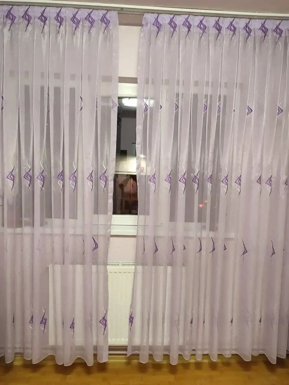 Vând set draperii+perdele+model stil turcesc in stare foarte bună 