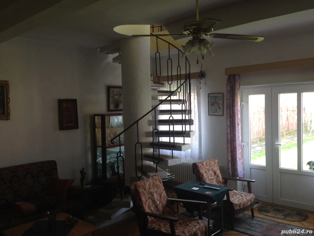 De vanzare 2 case situate in aceeasi curte, teren 749 mp, zona Brancoveanu