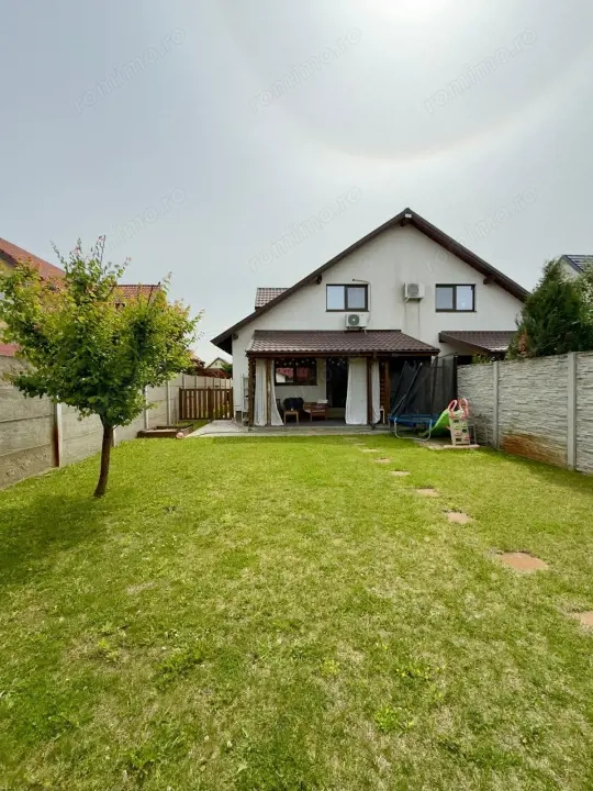 Duplex 3 camere si 2 bai - Mosnita Noua in zona foarte buna