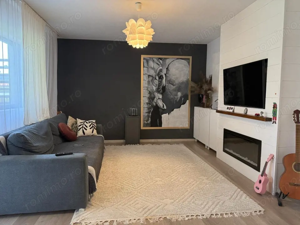 Duplex 3 camere - Mosnita Noua la asfalt