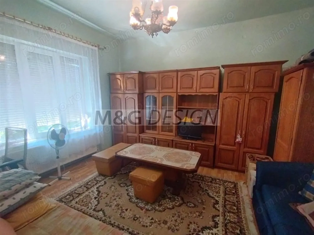 Apart la casa Bogdanestilor  curte  acces cu masina centrala proprie