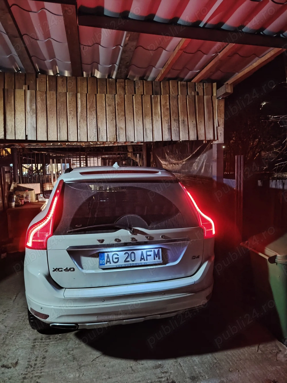 Vând Volvo XC 60 2.0 D4, 181 cp, an 2015