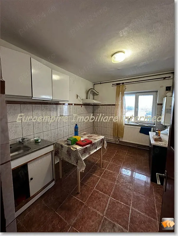 Apartament 2 camere decomandate zona Poarta 6