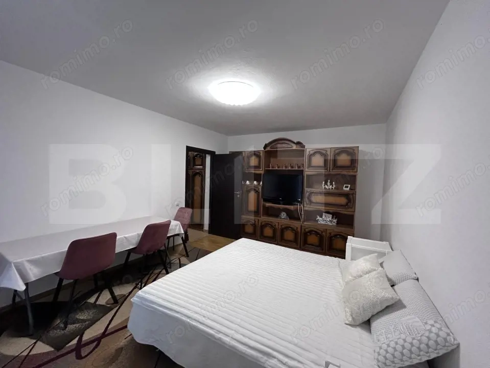 Apartament de vanzare, 2 camere, 53 mp, zona Subcetate