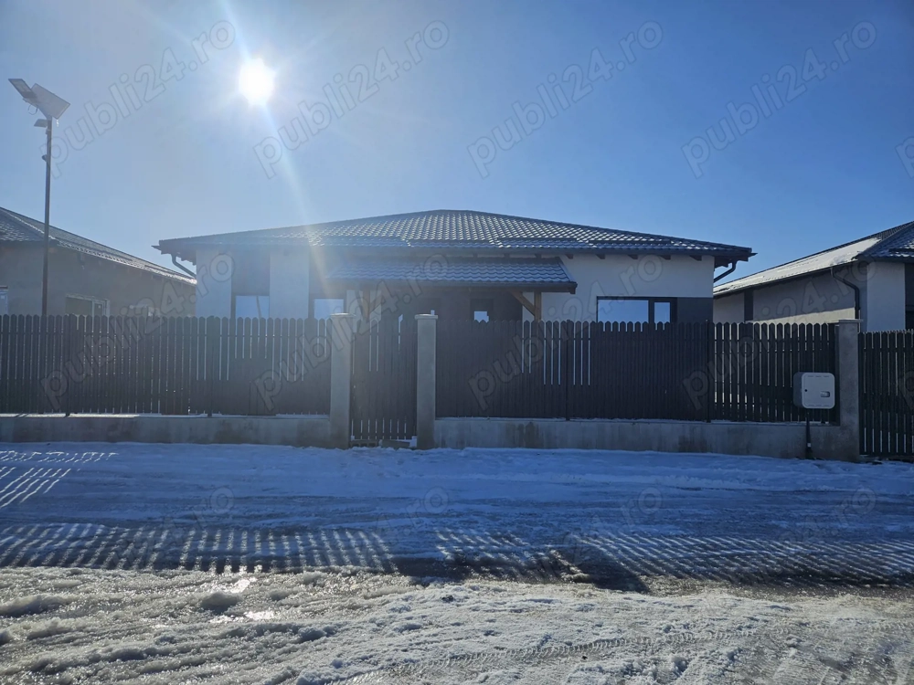 Casă 4 camere 110mp cu 500mp curte 