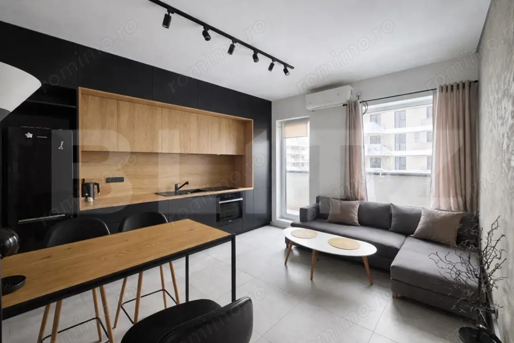 Apartament superb, 2 camere cu terasa de 18 mp, zona Eroilor