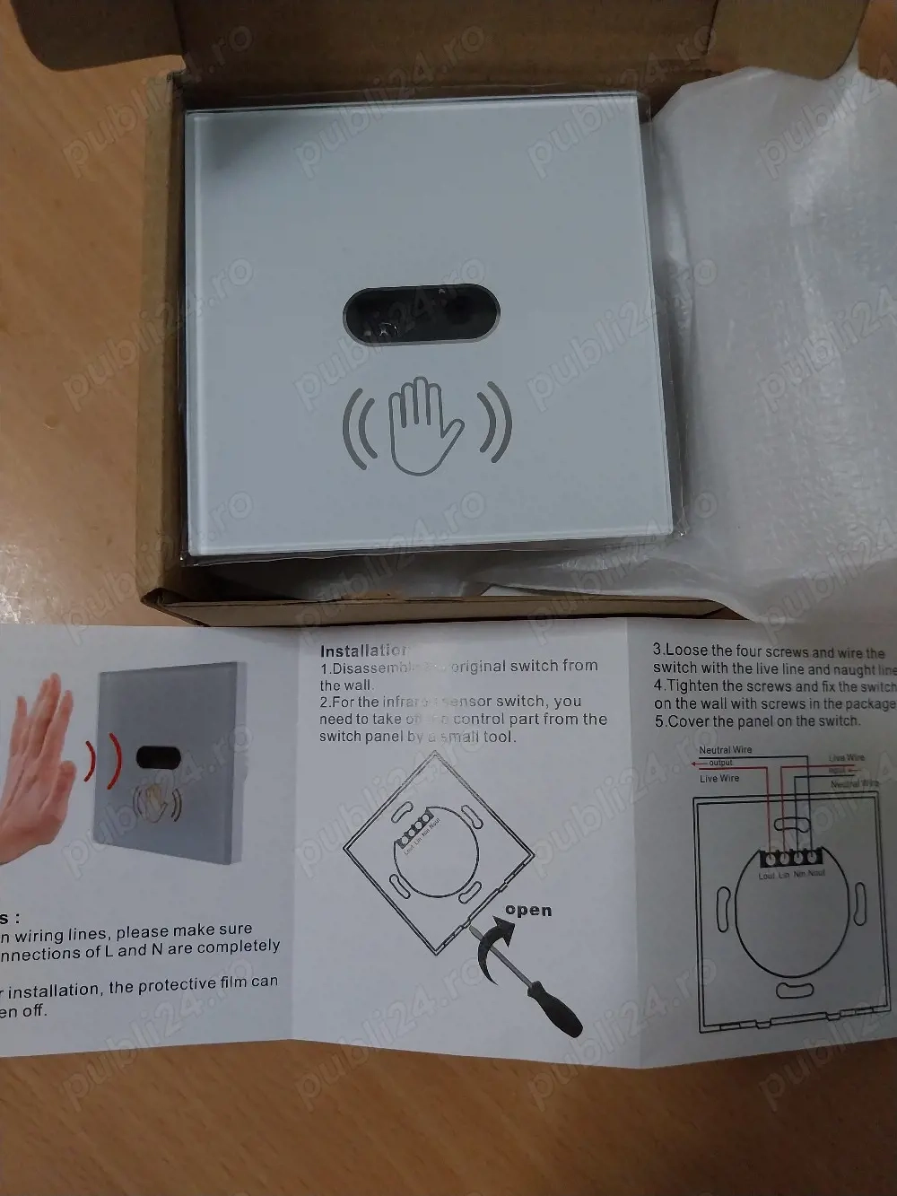 Comutator cu senzor infrarosu