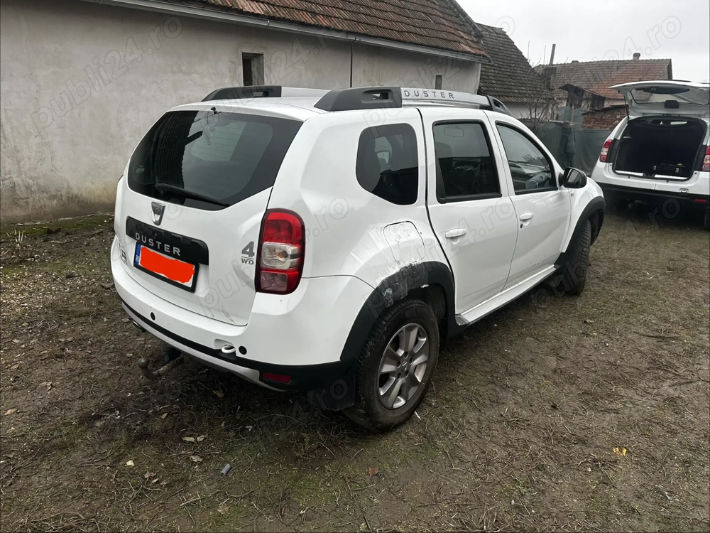 Vând Dacia Duster 4x4 DCI 2014