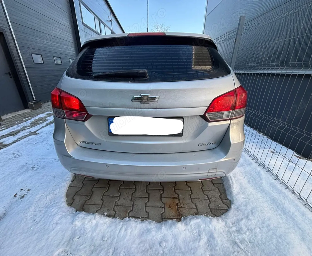 Ocazie : Chevrolet Cruze 1.4 Turbo (140 CP), an 2014, dotări complete