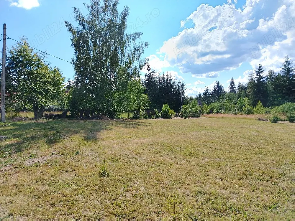 De vânzare teren intravilan în centrul stațiunii Izvoru Mureșului, 2004 mp 