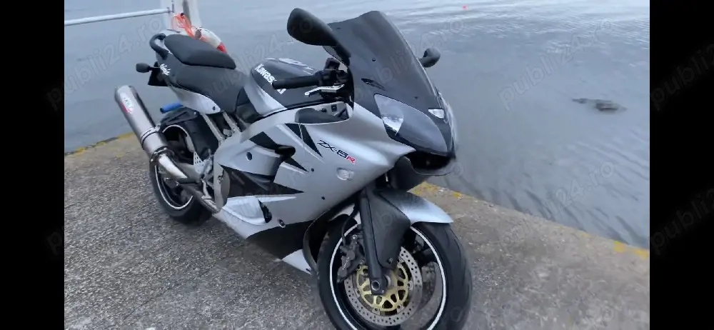 Dezmembrez: Bmw r1200r,  zx6r,  gpz , yamaha xj 600 ,honda pc26 32