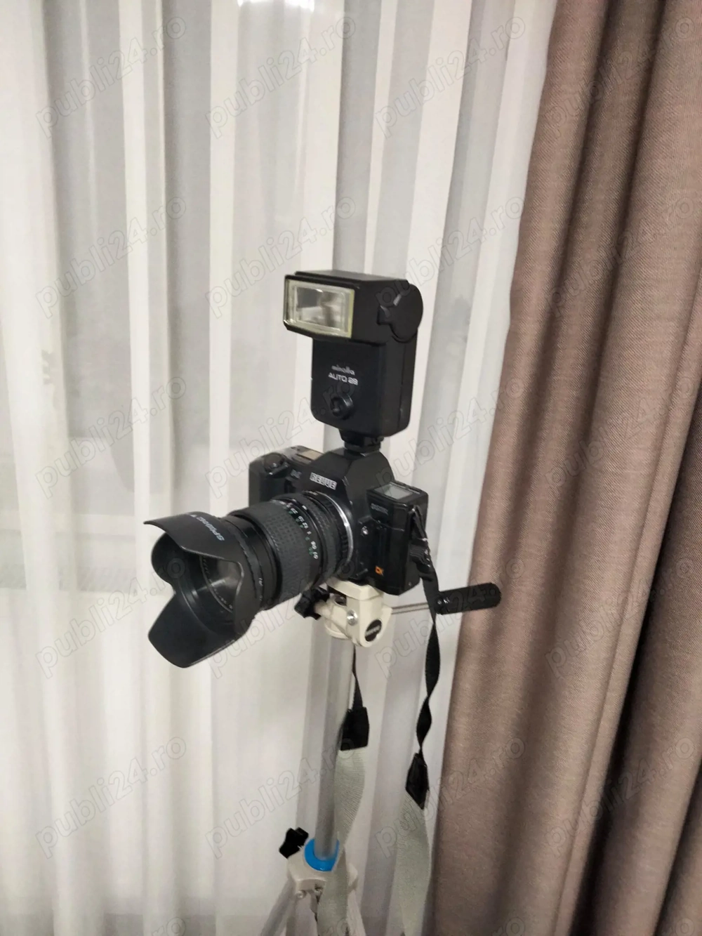 Aparat foto pe film Revue AC5