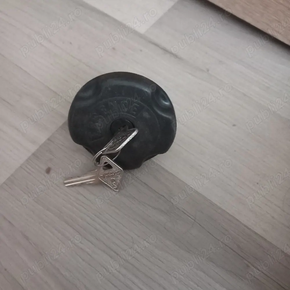 buson de rezervor pt dacie nou 