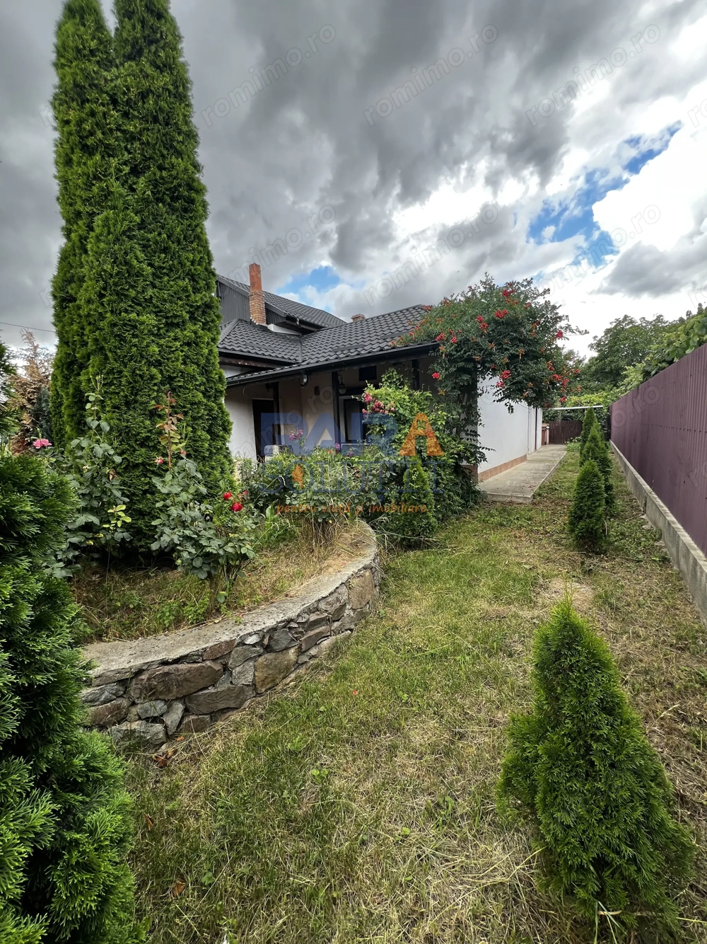 Casă Cordun, 2 dormitoare + living, 1000 mp teren