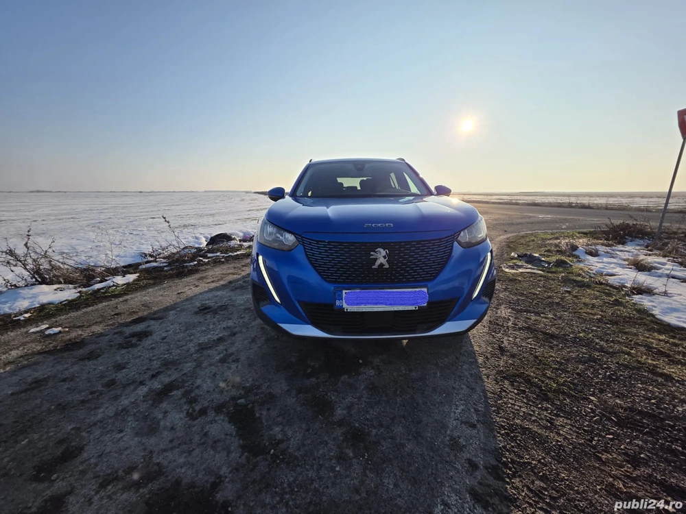 Proprietar, vand Peugeot e-2008 Allure, 2 km+set jante+cauciucuri vara