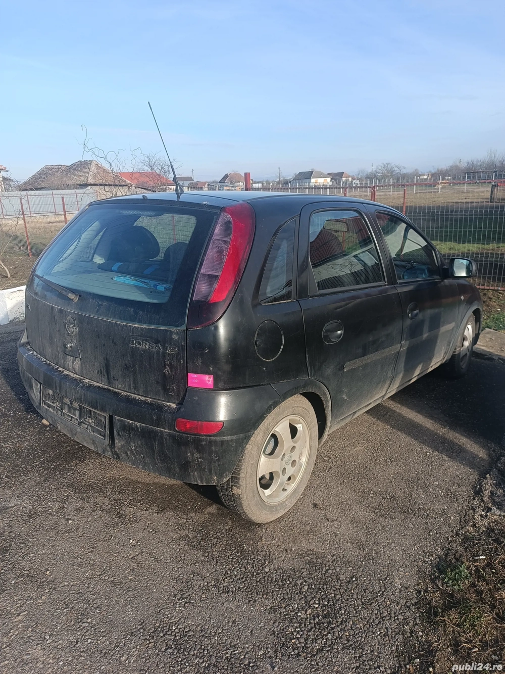 Opel corsa 1.2 benzină