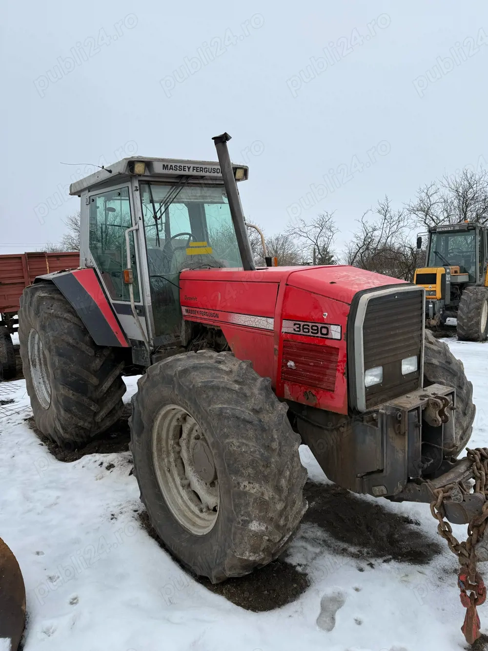 Tractoare Renault si Massey Ferguson