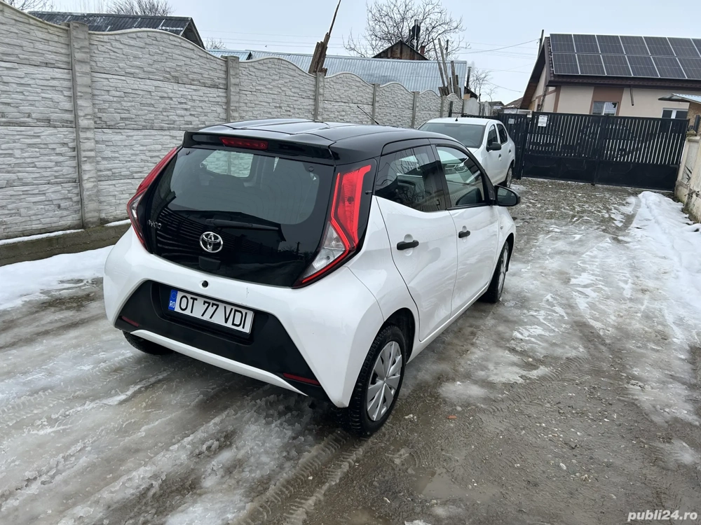 De vânzare mașină de oraș 