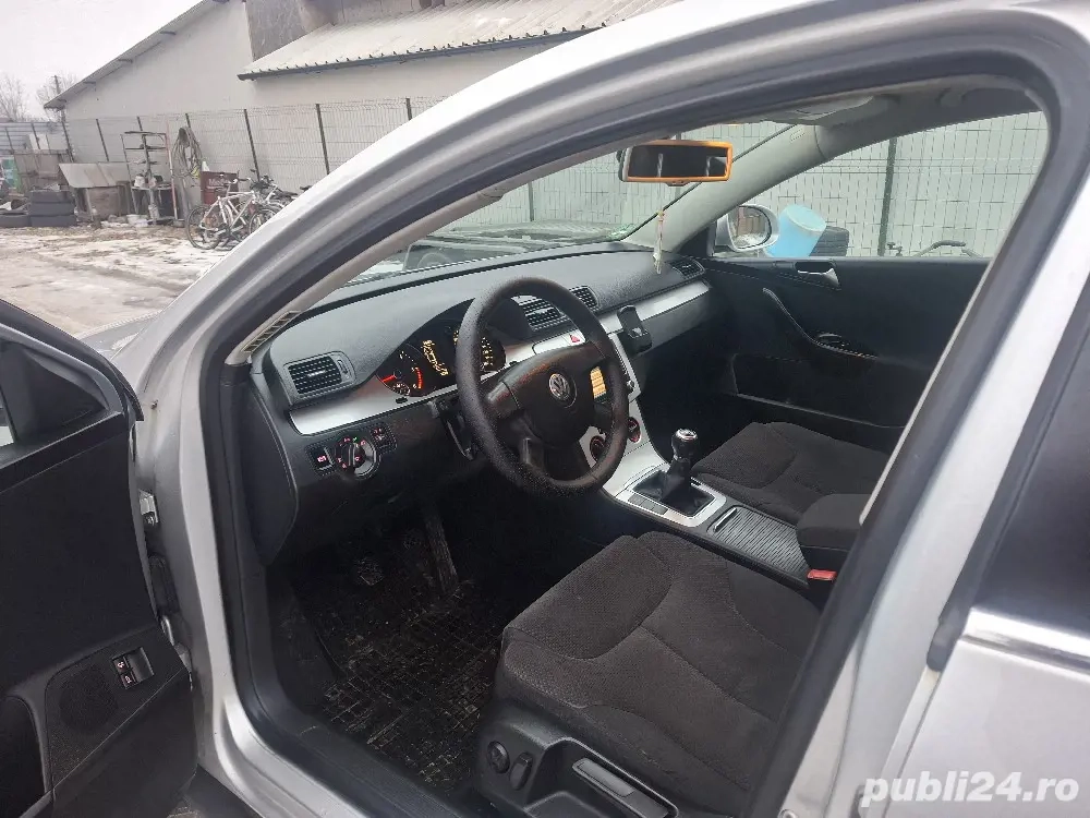 Volkswagen  Passat 2009  E5