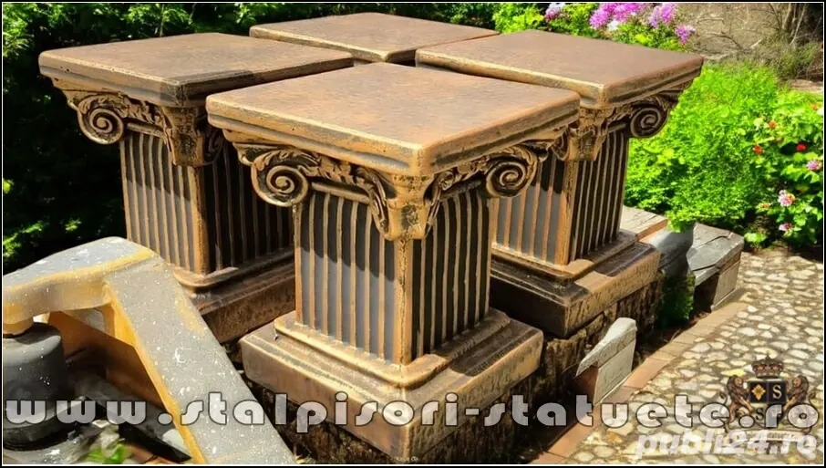 Soclu, stativ, arămiu patinat, model S64.