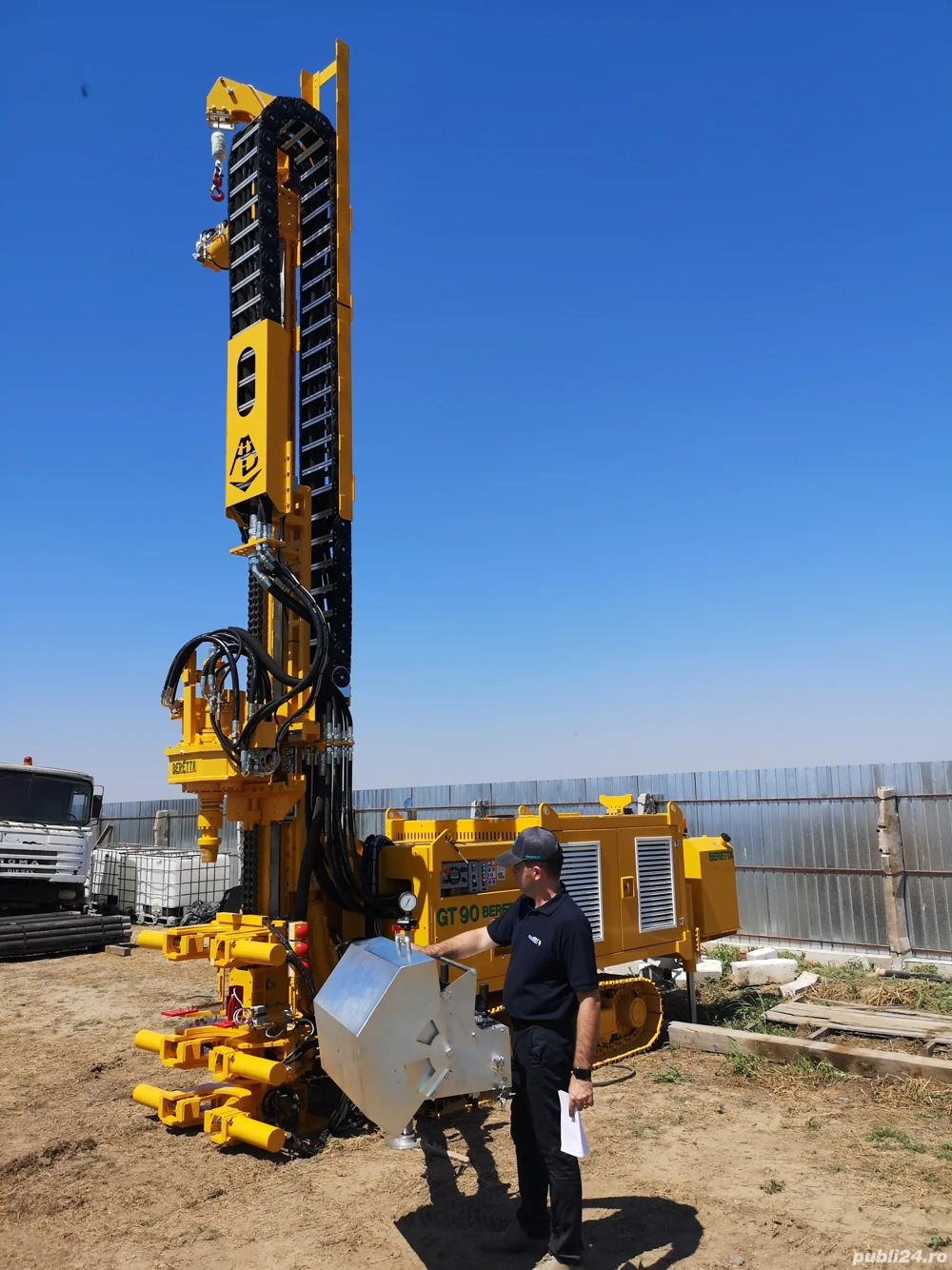 SEF sondor & AJUTOR sondor   salariu 6000+ diurna + cazare