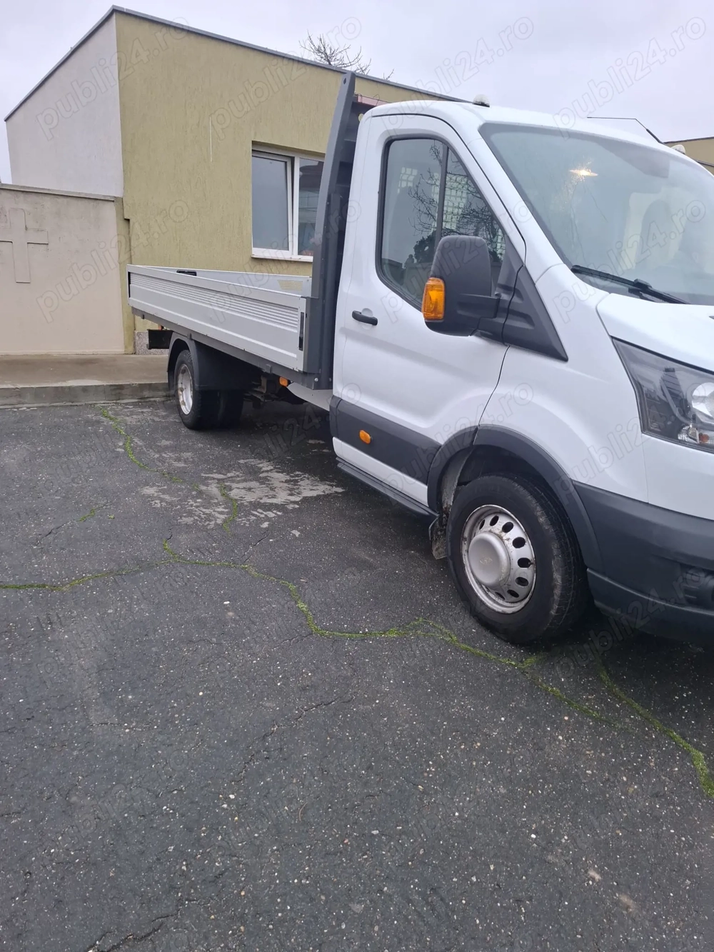 Vând platforma Ford 