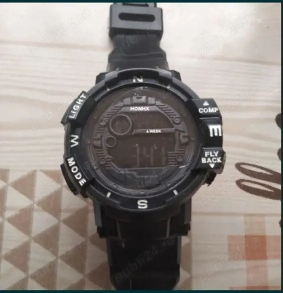 Vând schimb Ceas bărbătesc sport