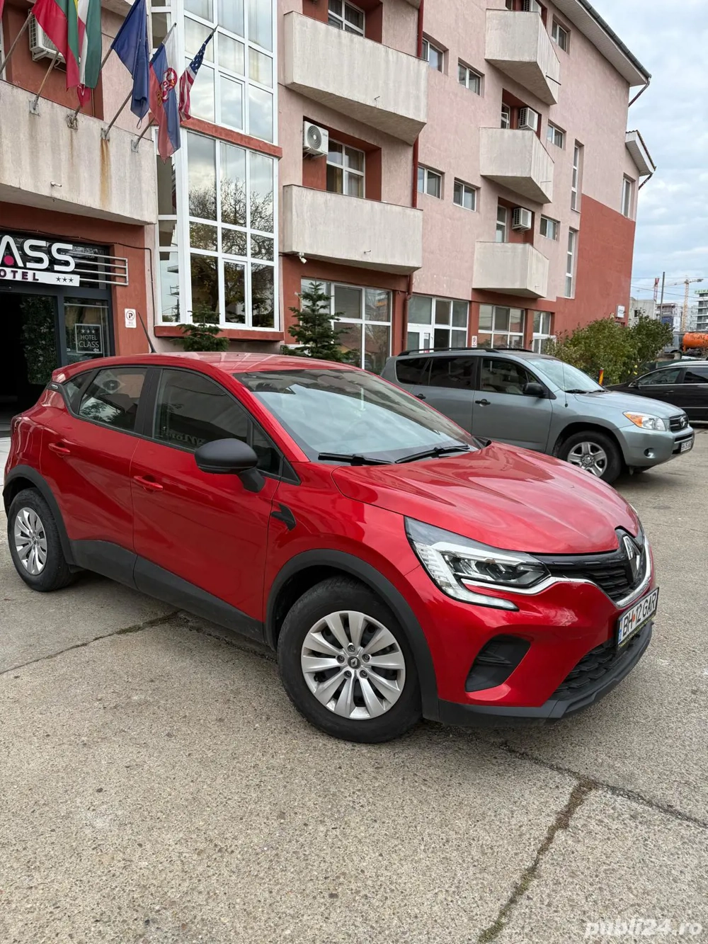 Vand Renault Captur Nou Doar 7.000 KM 