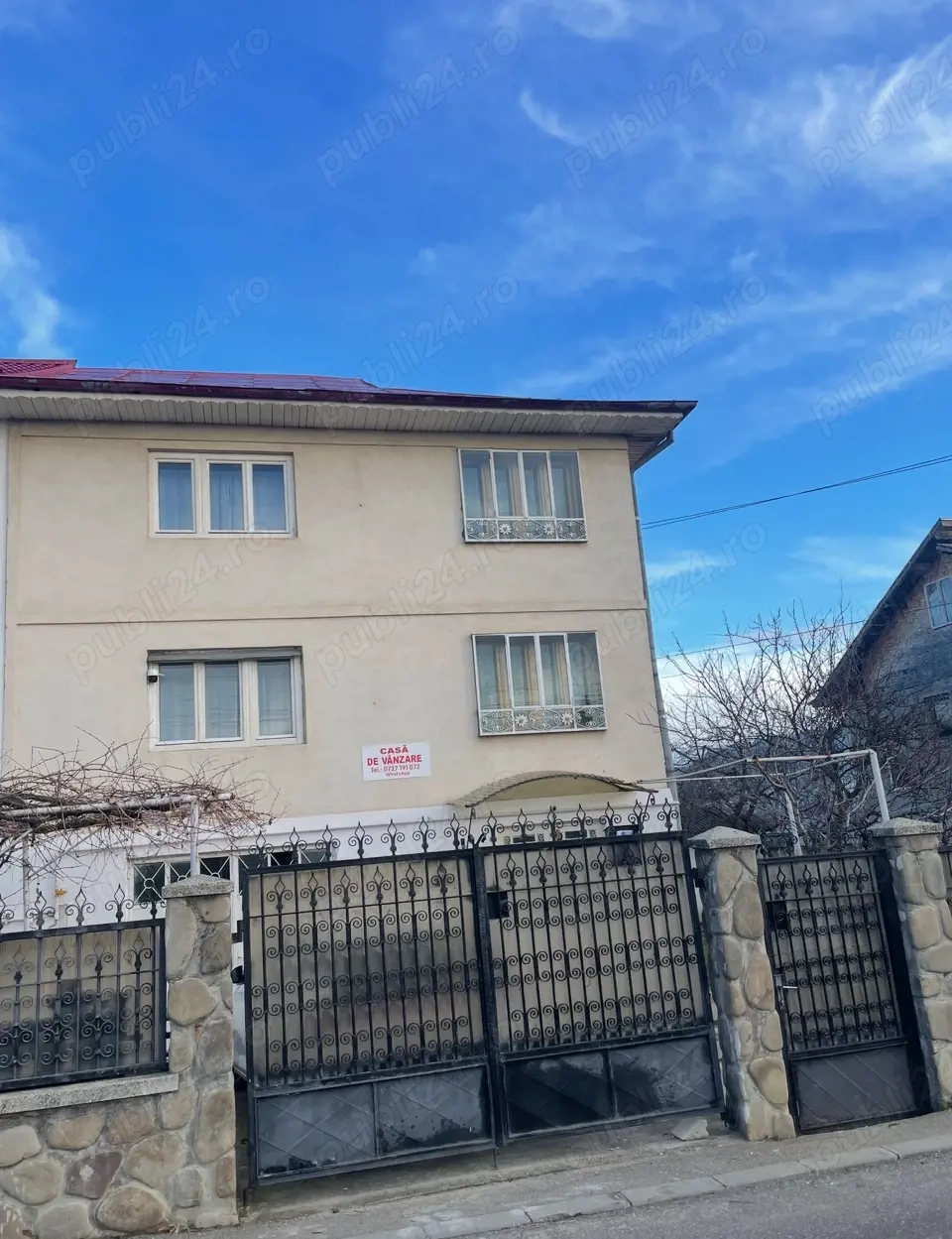 Vânzare casă duplex Vălenii de Munte