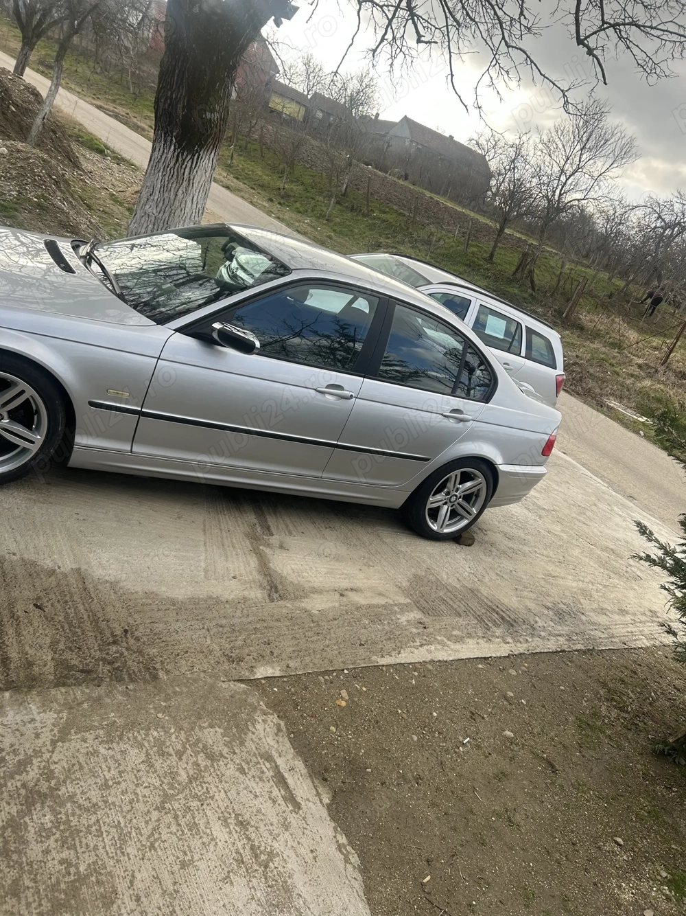 Vind BMW 316i 