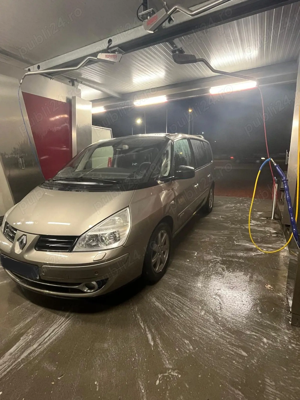 Renault Grand Espace 2.0 dCi 173 CP 7 locuri Piele Panoramic DVD