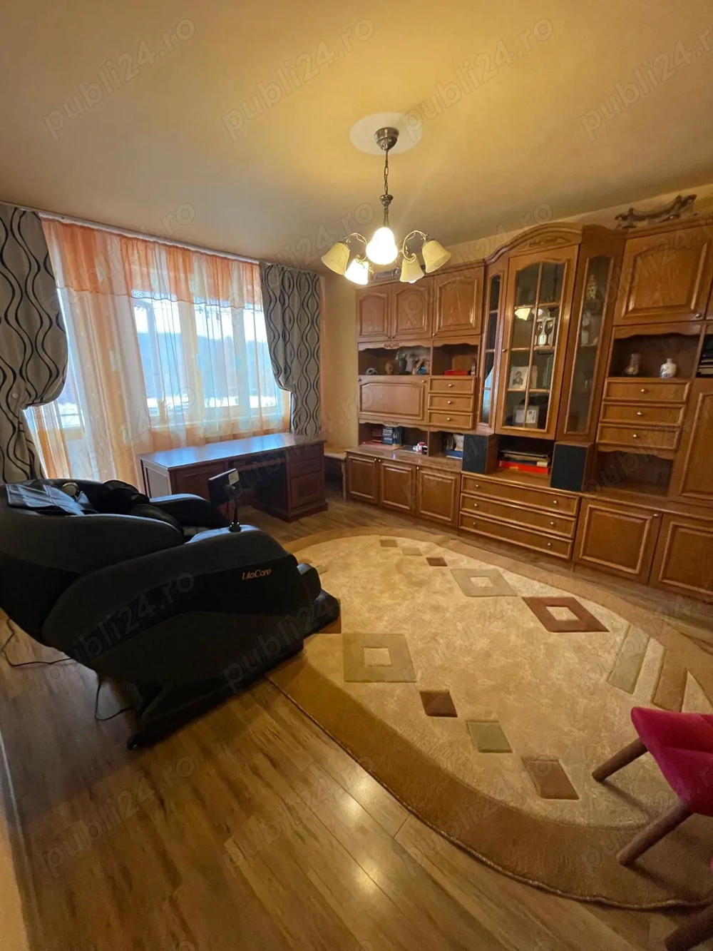 Apartament mobilat, cu anexă și curte interioară   Țicleni Gorj