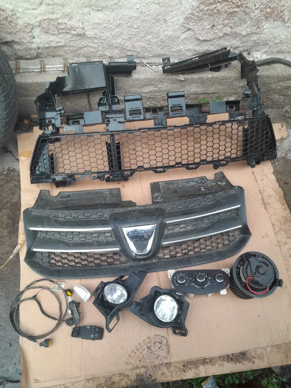 accesorii bara față si interior dacia logan 2 nonfacelift