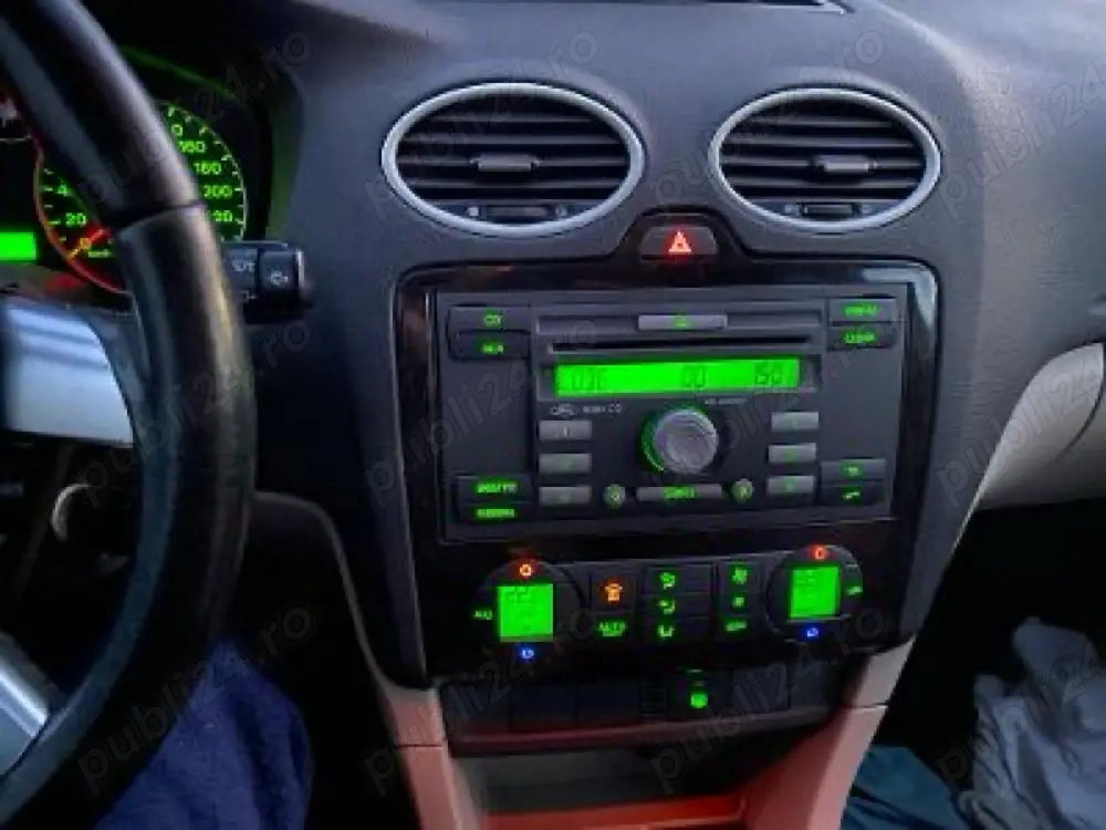 De vanzare Ford Focus Ghia diesel 1,8l an 2006