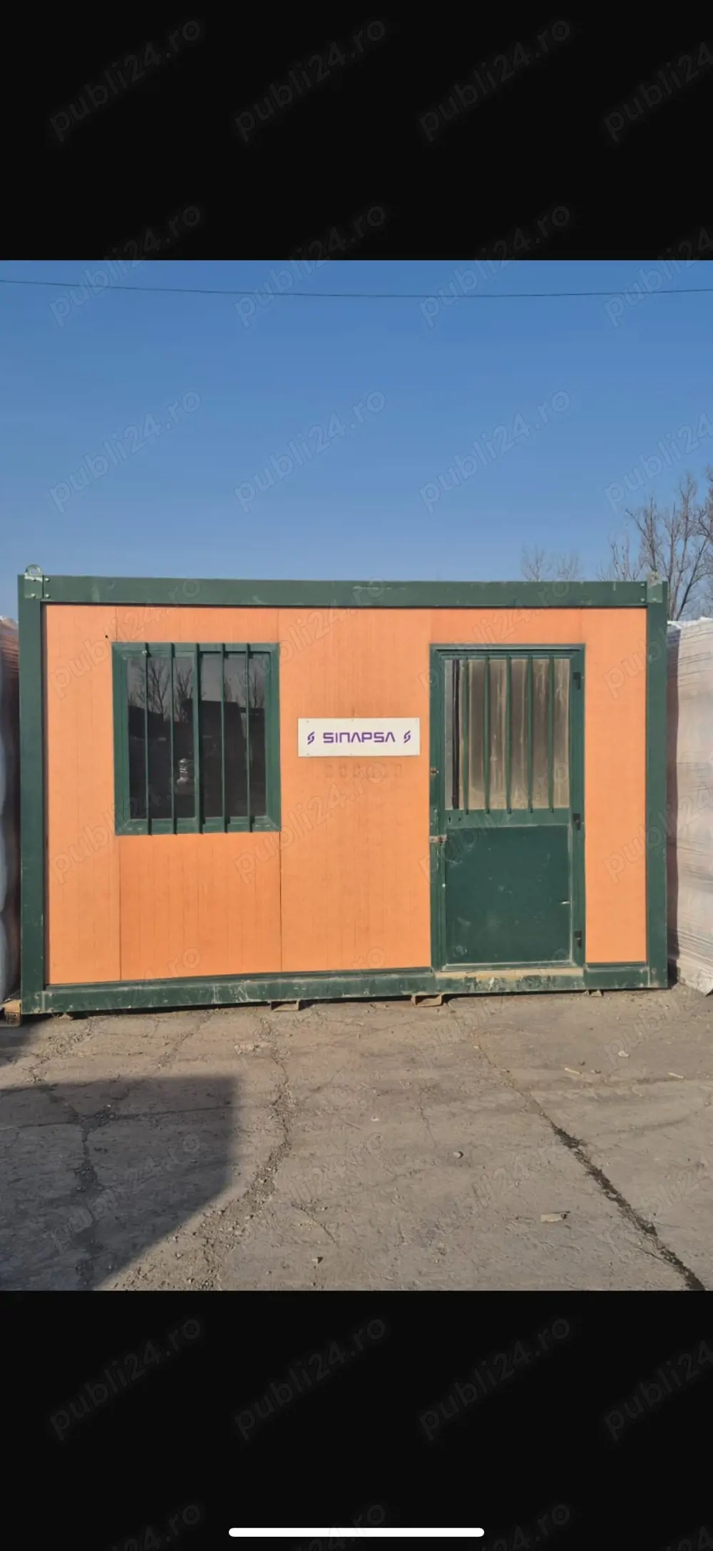vand container