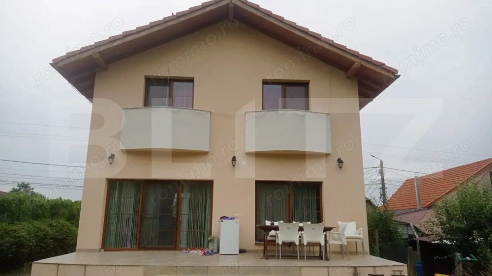 Casa individuala, 5 camere, 209 mp, teren 610 mp, Viisoara