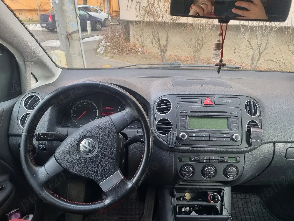 Vand WV Golf plus, 1.6 benzina, inmatriculat