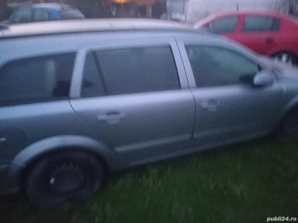 Dezmembrez Opel astra h 1.9 diesel 