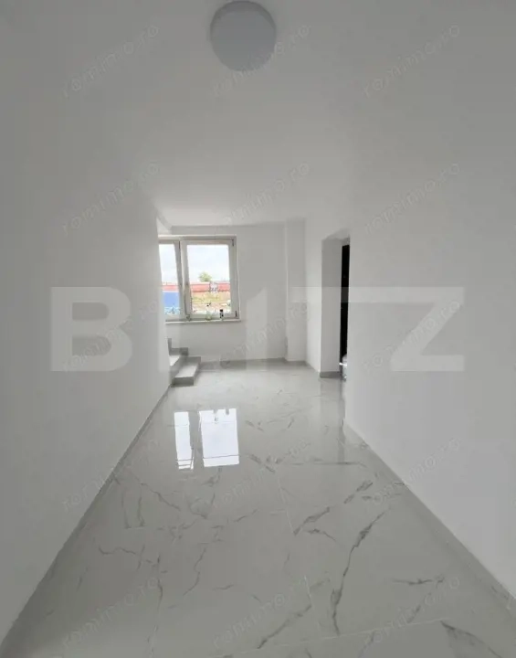 Hală industrială nouă, clădire birouri, 320 mp, 23 Ari teren, zona Burdujeni