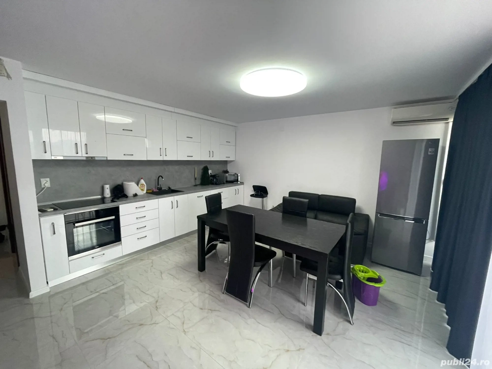 Vand apartament 3 camere amenajat modern