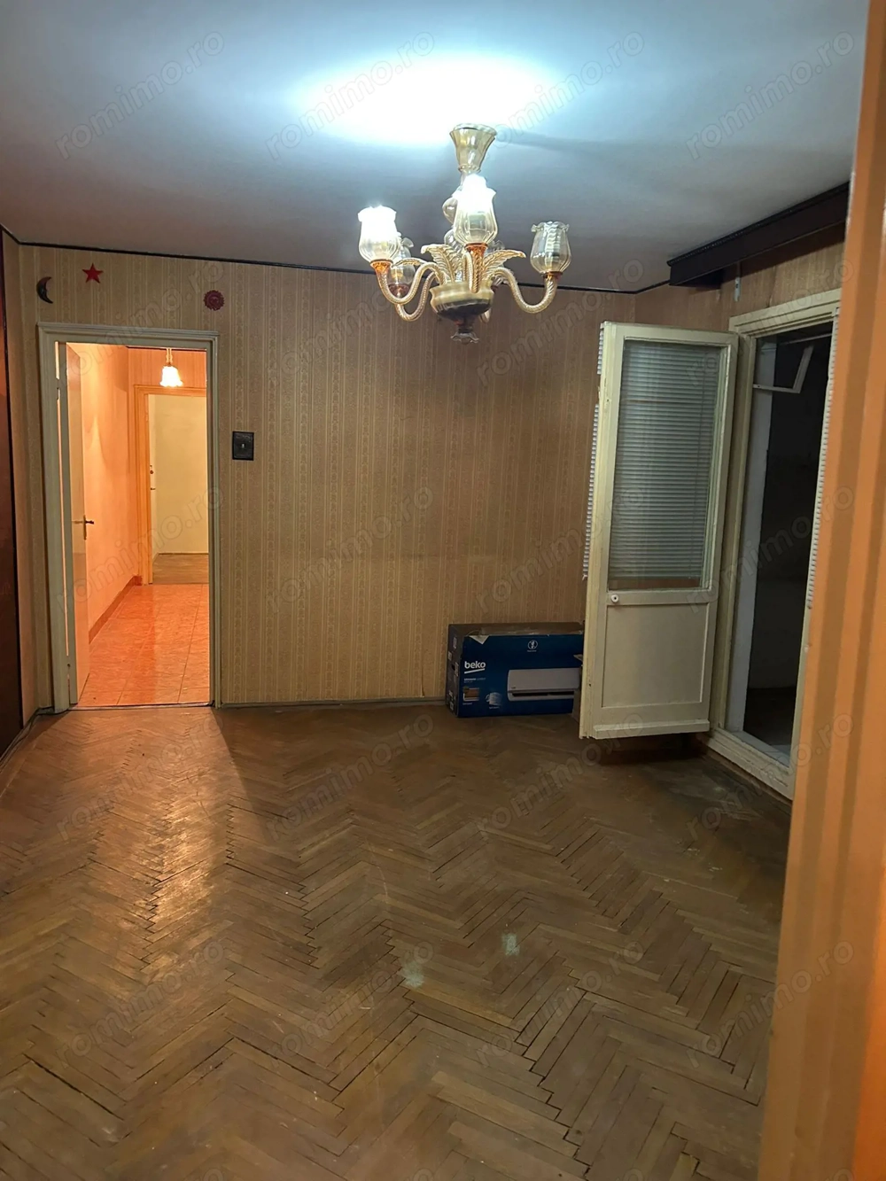 Vanzare apartament 3 camere Titan-Aleea Zavideni, parc Titanel, metrou