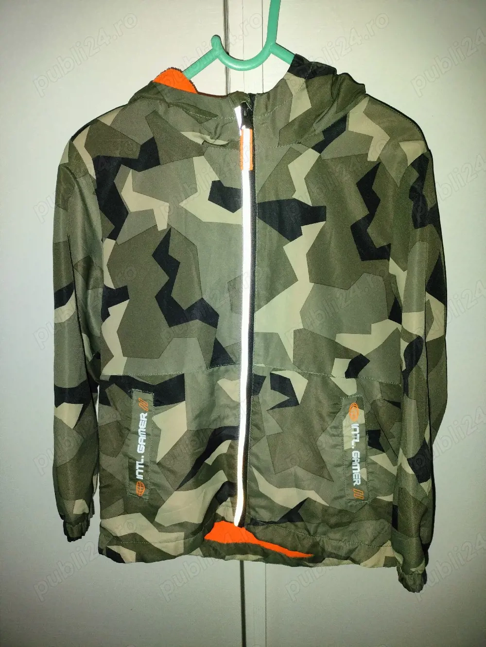 Geacă marimea 116 122 anti vânt 