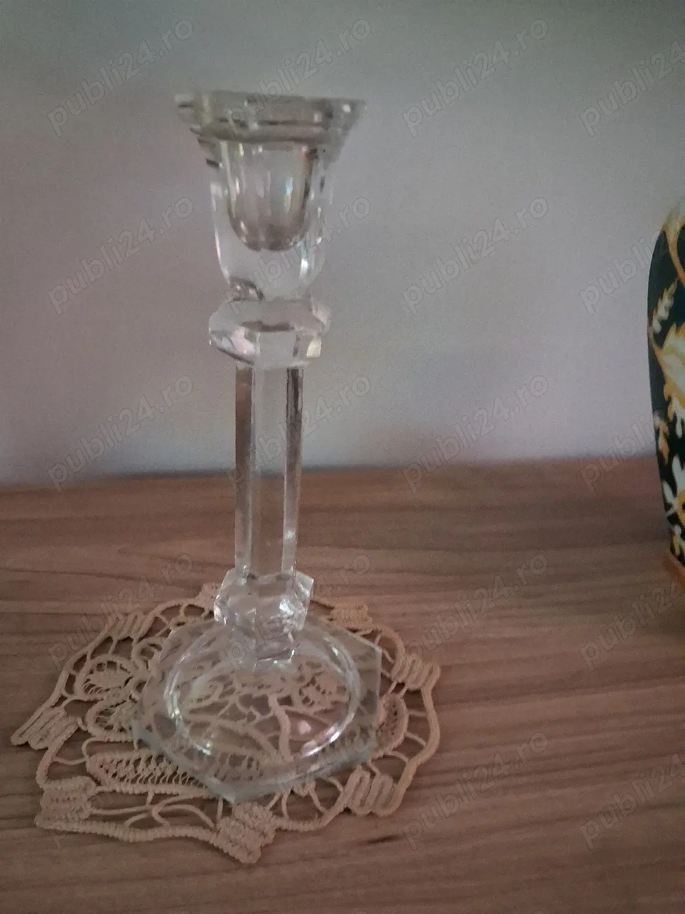 sfetnic cristal Mediaș  2 buc,preț  80 ron   buc 