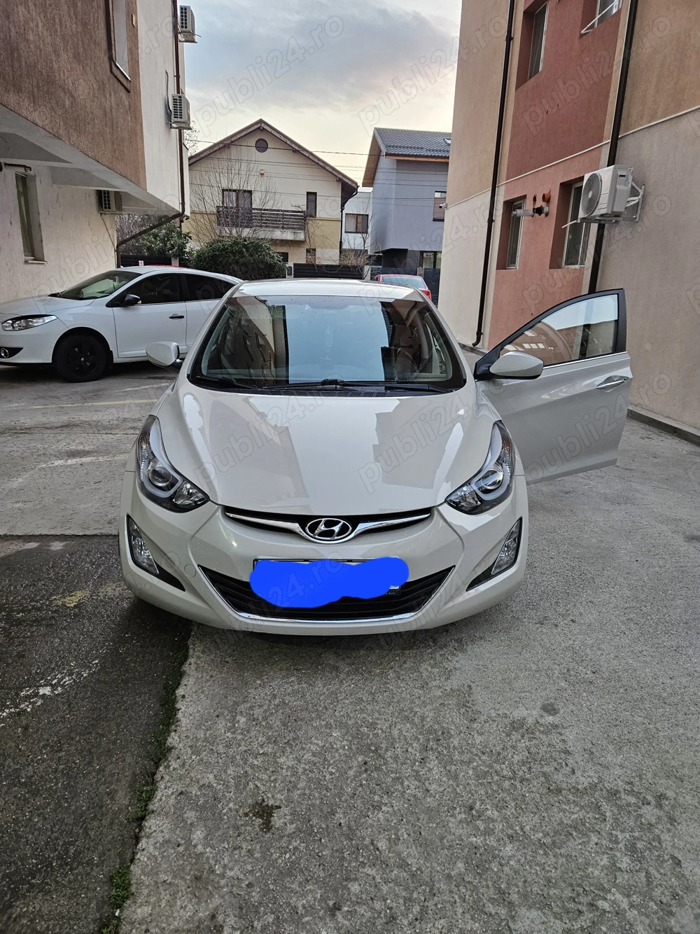 Hyundai Elantra 2015