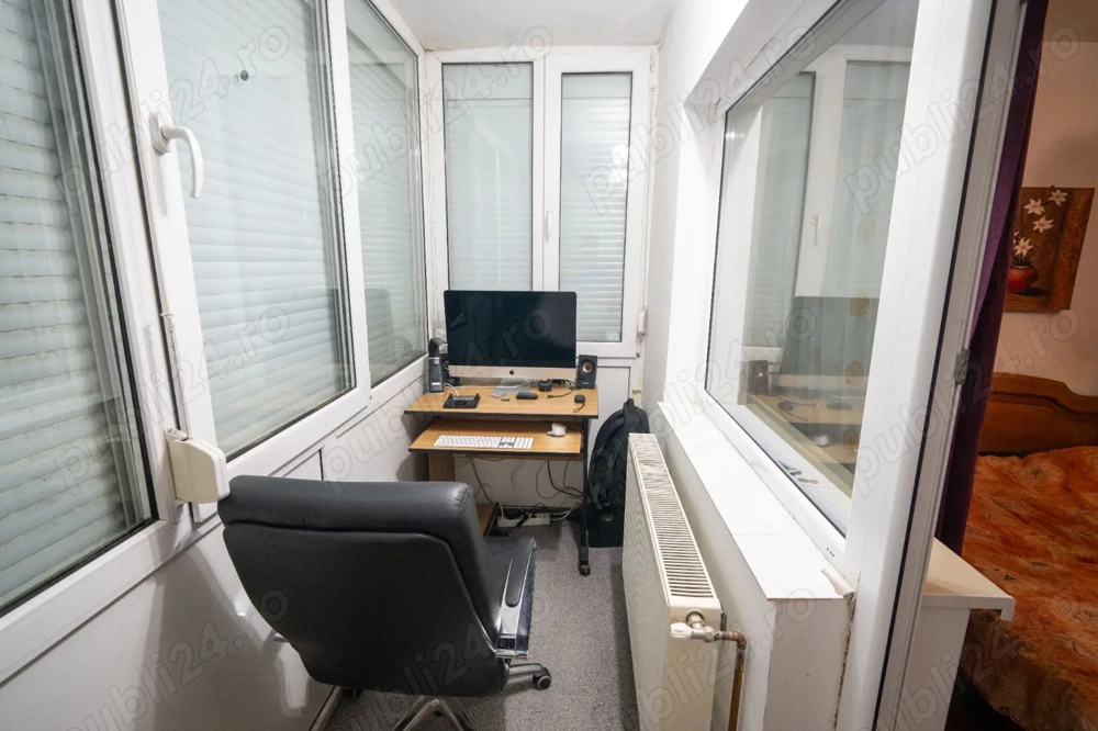 Vand apartament 4 camere
