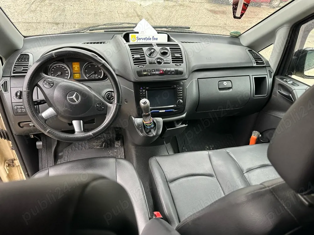 Mercedes Benz Vito ( 8+1 locuri)