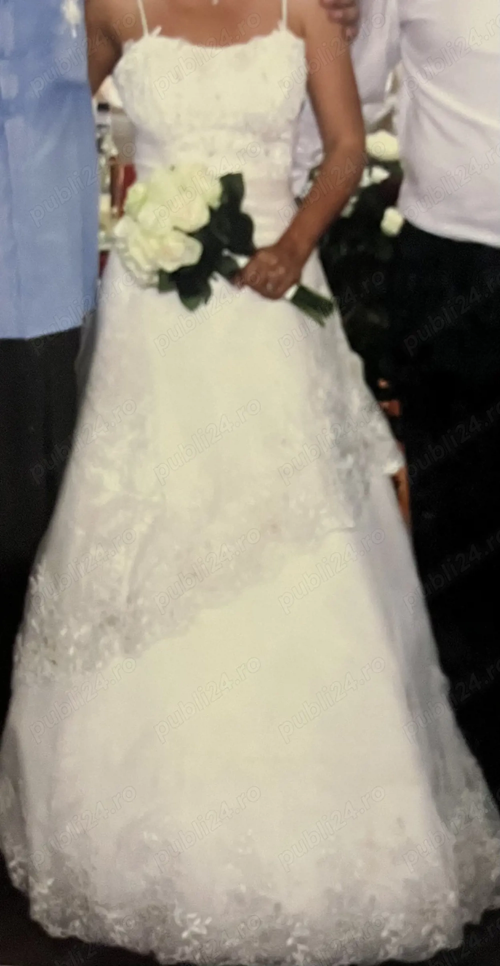 Vand rochie de mireasa